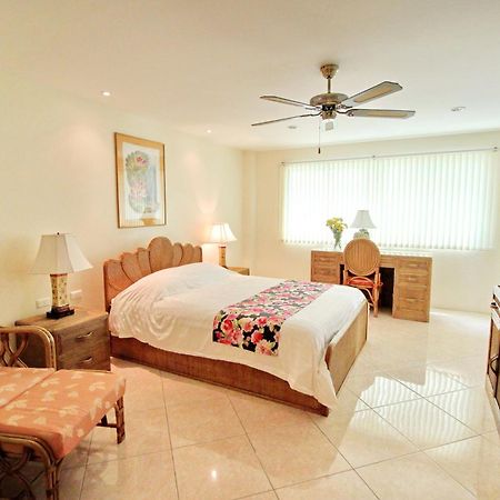 Butterfly Garden Boutique Residences By Frasier, A Lifestyle Destination Apt And Villas 1 To 3 Bedroom Units, 2 Full Bathrooms, Rain Shower, Spa Bath, Complete Kitchen, Staff 24-7,Fast Fiber Optic Wifi, 55" Smart Tv'S, Free Bbq, Pattaya Luaran gambar