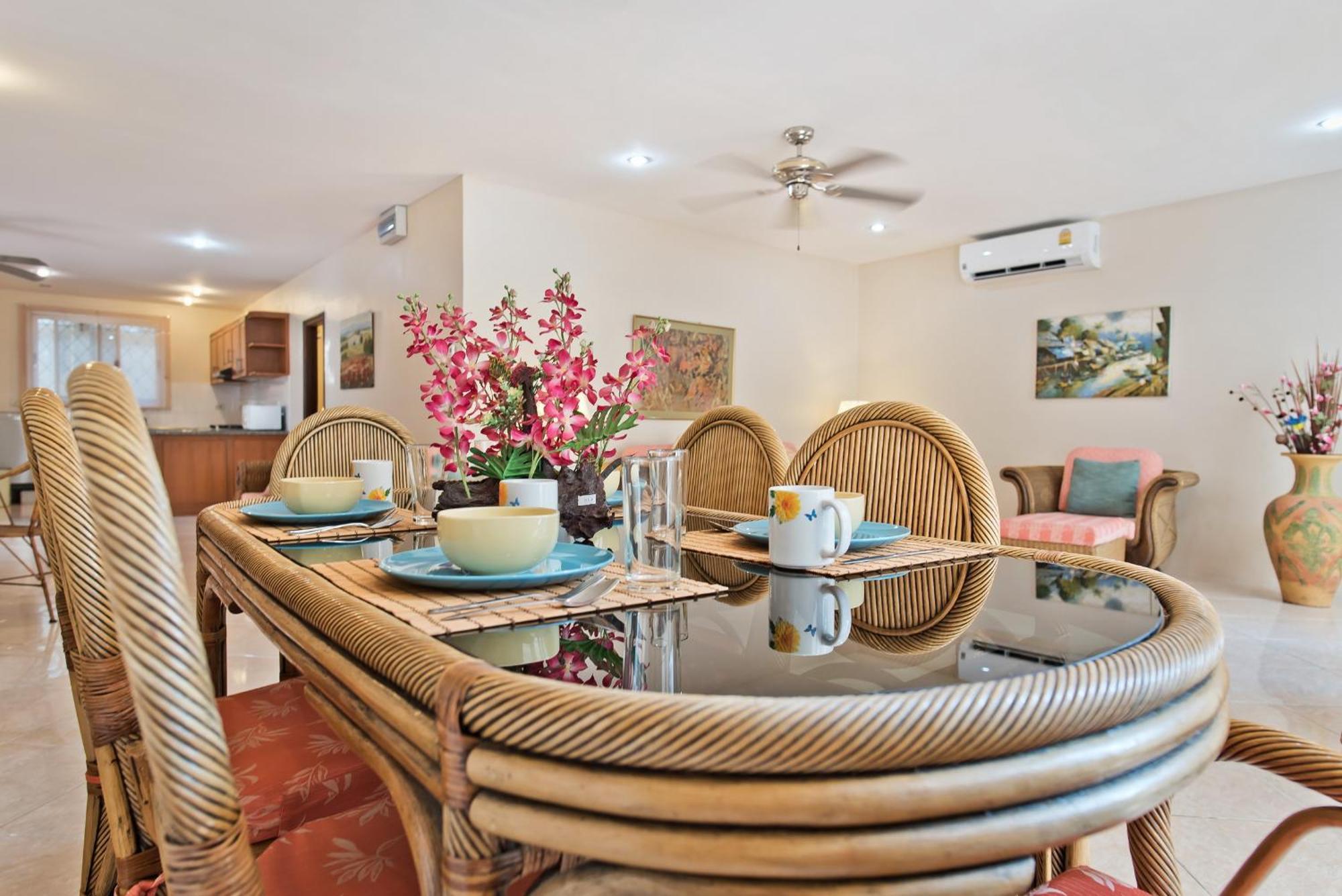 Butterfly Garden Boutique Residences By Frasier, A Lifestyle Destination Apt And Villas 1 To 3 Bedroom Units, 2 Full Bathrooms, Rain Shower, Spa Bath, Complete Kitchen, Staff 24-7,Fast Fiber Optic Wifi, 55" Smart Tv'S, Free Bbq, Pattaya Luaran gambar