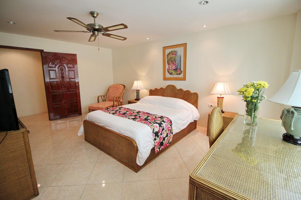 Butterfly Garden Boutique Residences By Frasier, A Lifestyle Destination Apt And Villas 1 To 3 Bedroom Units, 2 Full Bathrooms, Rain Shower, Spa Bath, Complete Kitchen, Staff 24-7,Fast Fiber Optic Wifi, 55" Smart Tv'S, Free Bbq, Pattaya Bilik gambar