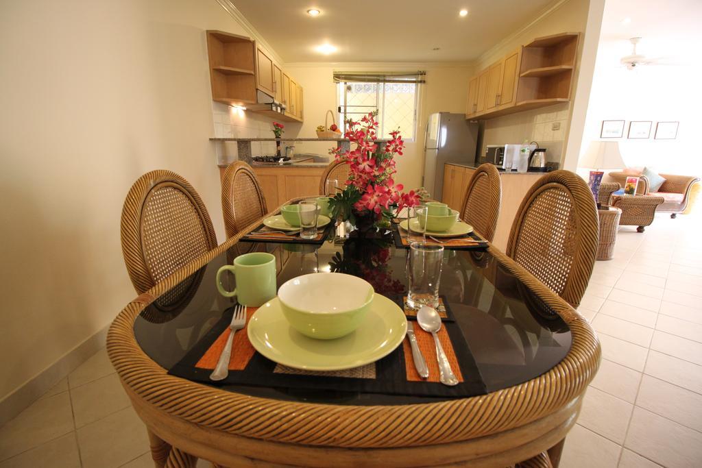 Butterfly Garden Boutique Residences By Frasier, A Lifestyle Destination Apt And Villas 1 To 3 Bedroom Units, 2 Full Bathrooms, Rain Shower, Spa Bath, Complete Kitchen, Staff 24-7,Fast Fiber Optic Wifi, 55" Smart Tv'S, Free Bbq, Pattaya Bilik gambar