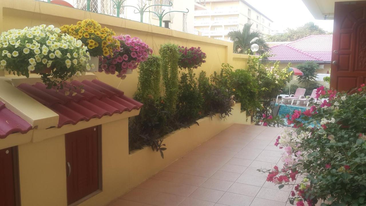 Butterfly Garden Boutique Residences By Frasier, A Lifestyle Destination Apt And Villas 1 To 3 Bedroom Units, 2 Full Bathrooms, Rain Shower, Spa Bath, Complete Kitchen, Staff 24-7,Fast Fiber Optic Wifi, 55" Smart Tv'S, Free Bbq, Pattaya Luaran gambar